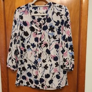 c&e Floral Blouse in White, Navy & Pink. 3/4 Sleeve -Size L